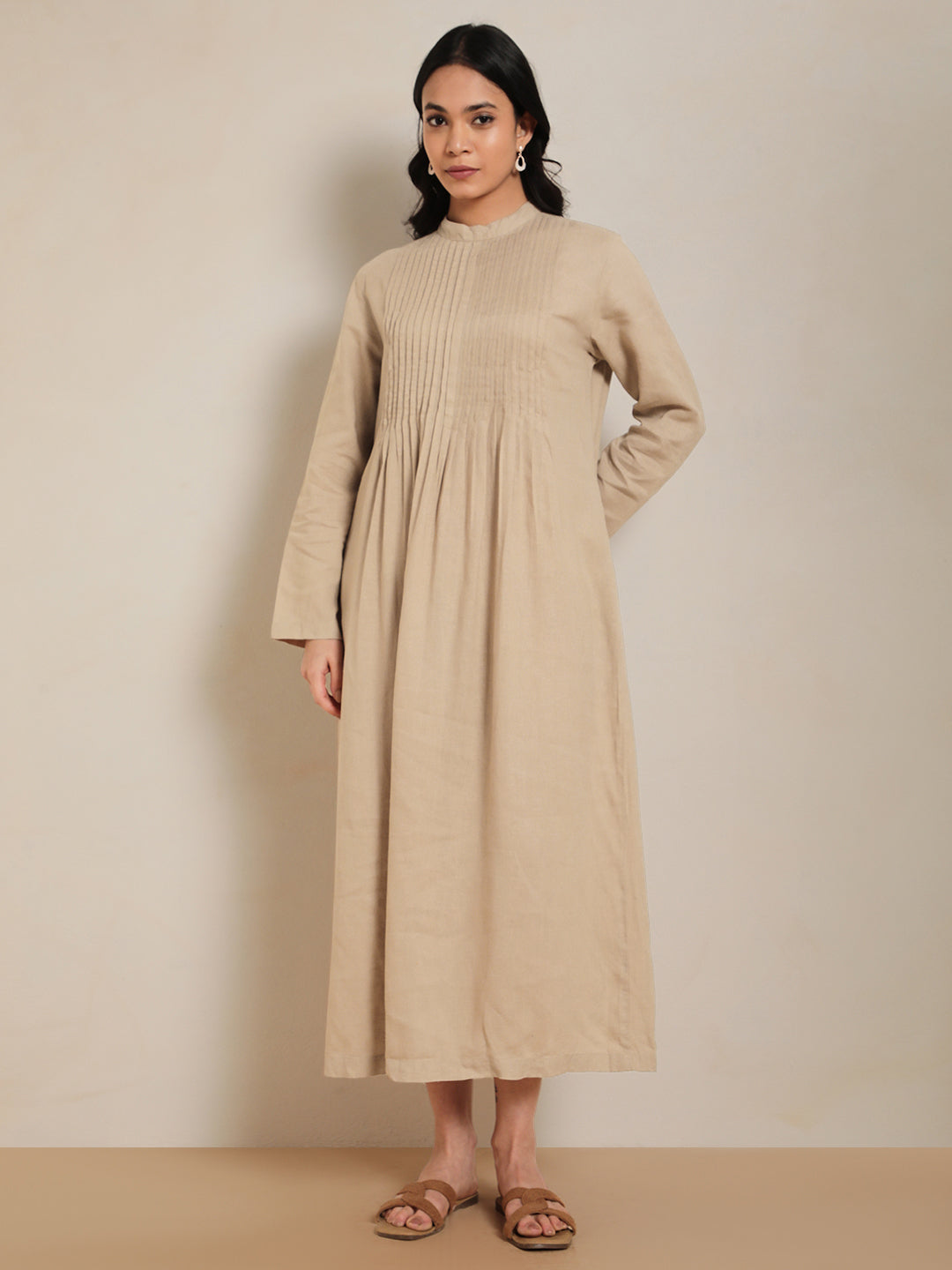 Long pure linen pleated dress in clam shell – front